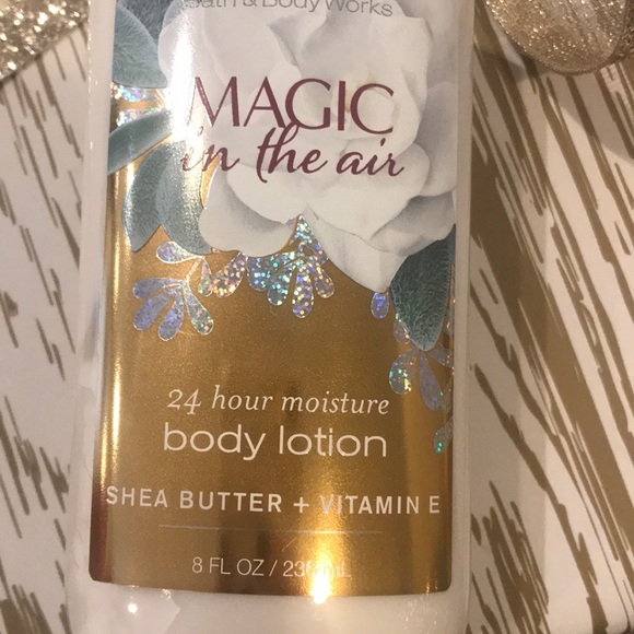 Magic in the Air Lotion - Picture 2 of 4